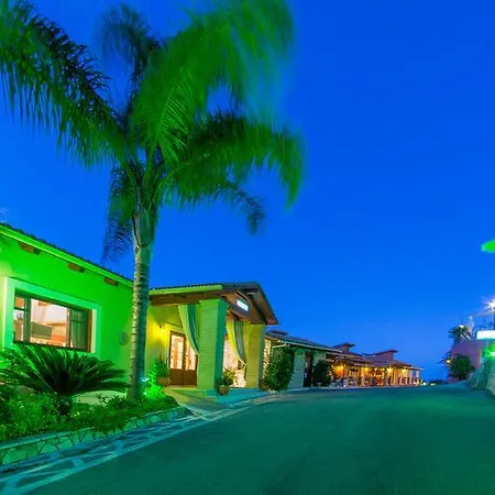 アパートホテル Sea View Village Vasilikí